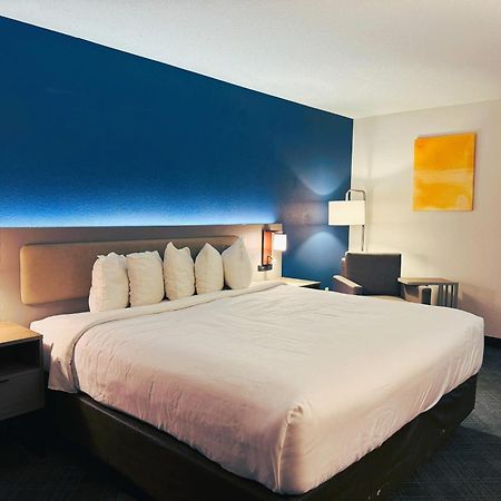 Comfort Inn & Suites Sheboygan I-43 Экстерьер фото