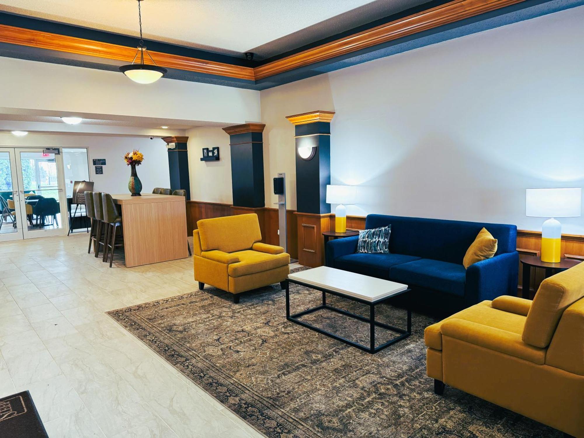 Comfort Inn & Suites Sheboygan I-43 Экстерьер фото