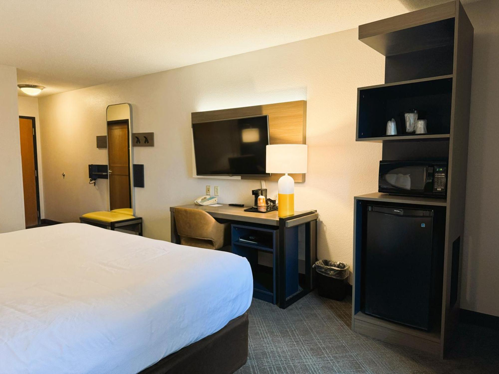 Comfort Inn & Suites Sheboygan I-43 Экстерьер фото