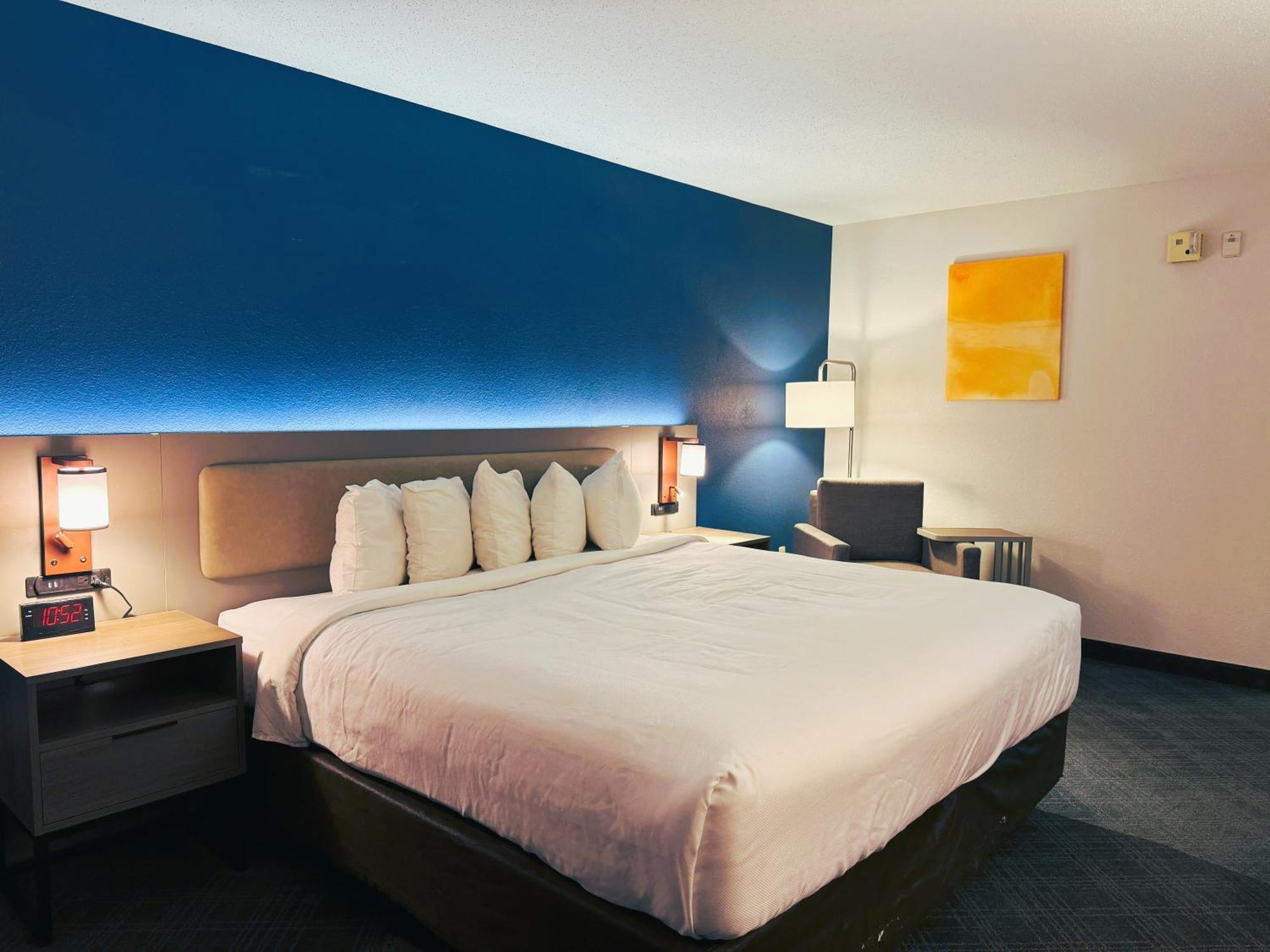 Comfort Inn & Suites Sheboygan I-43 Экстерьер фото