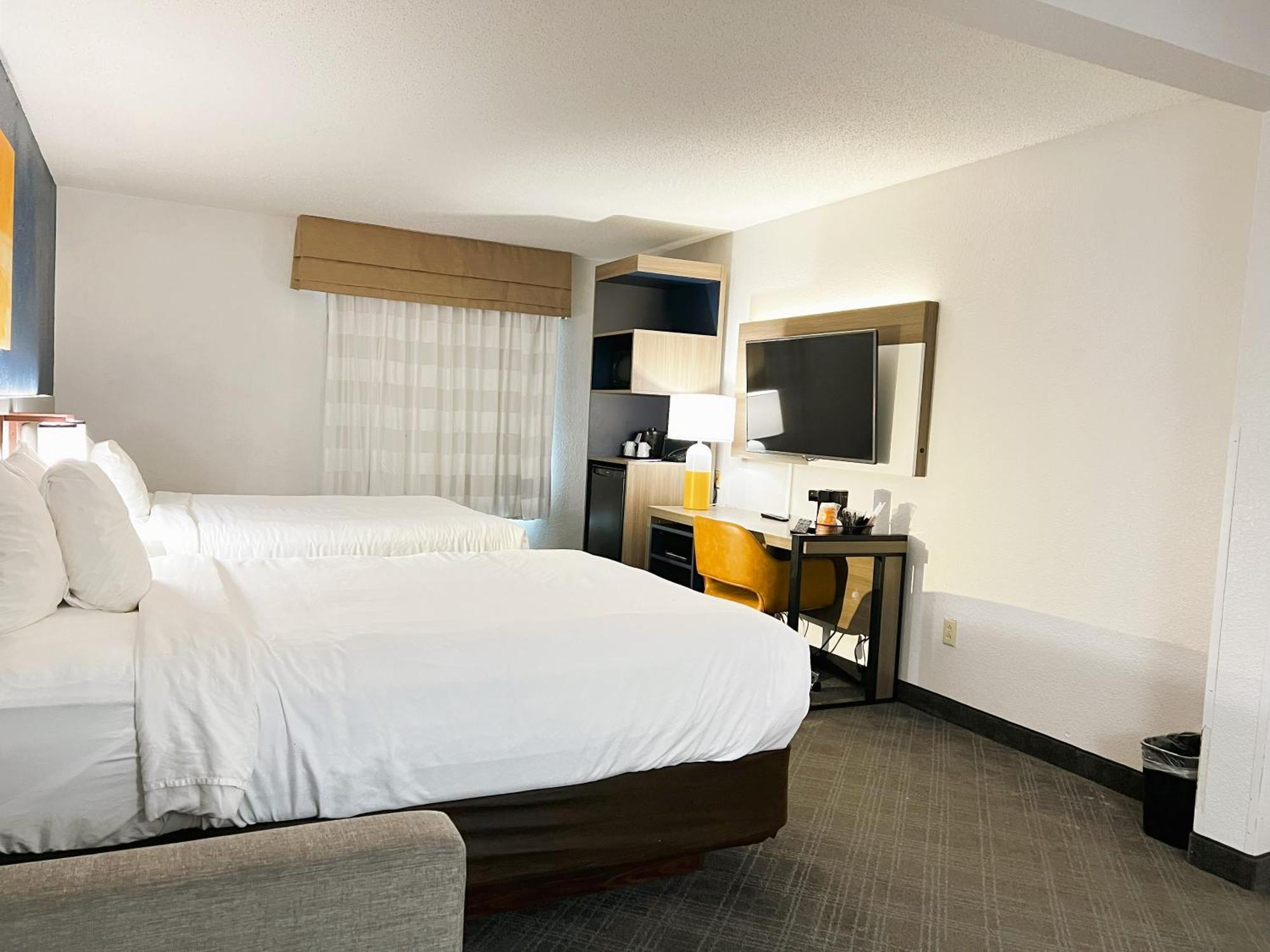 Comfort Inn & Suites Sheboygan I-43 Экстерьер фото
