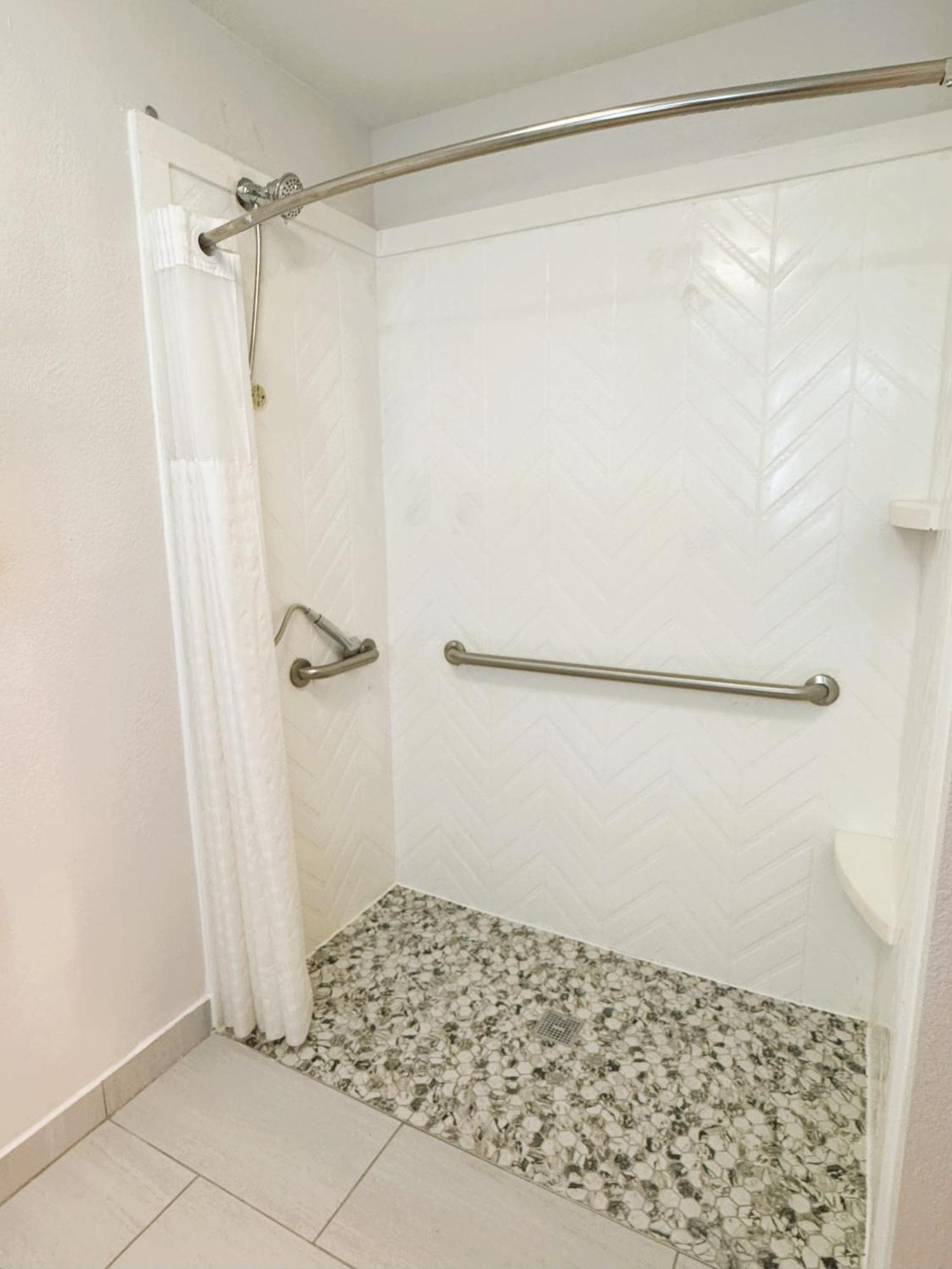 Comfort Inn & Suites Sheboygan I-43 Экстерьер фото