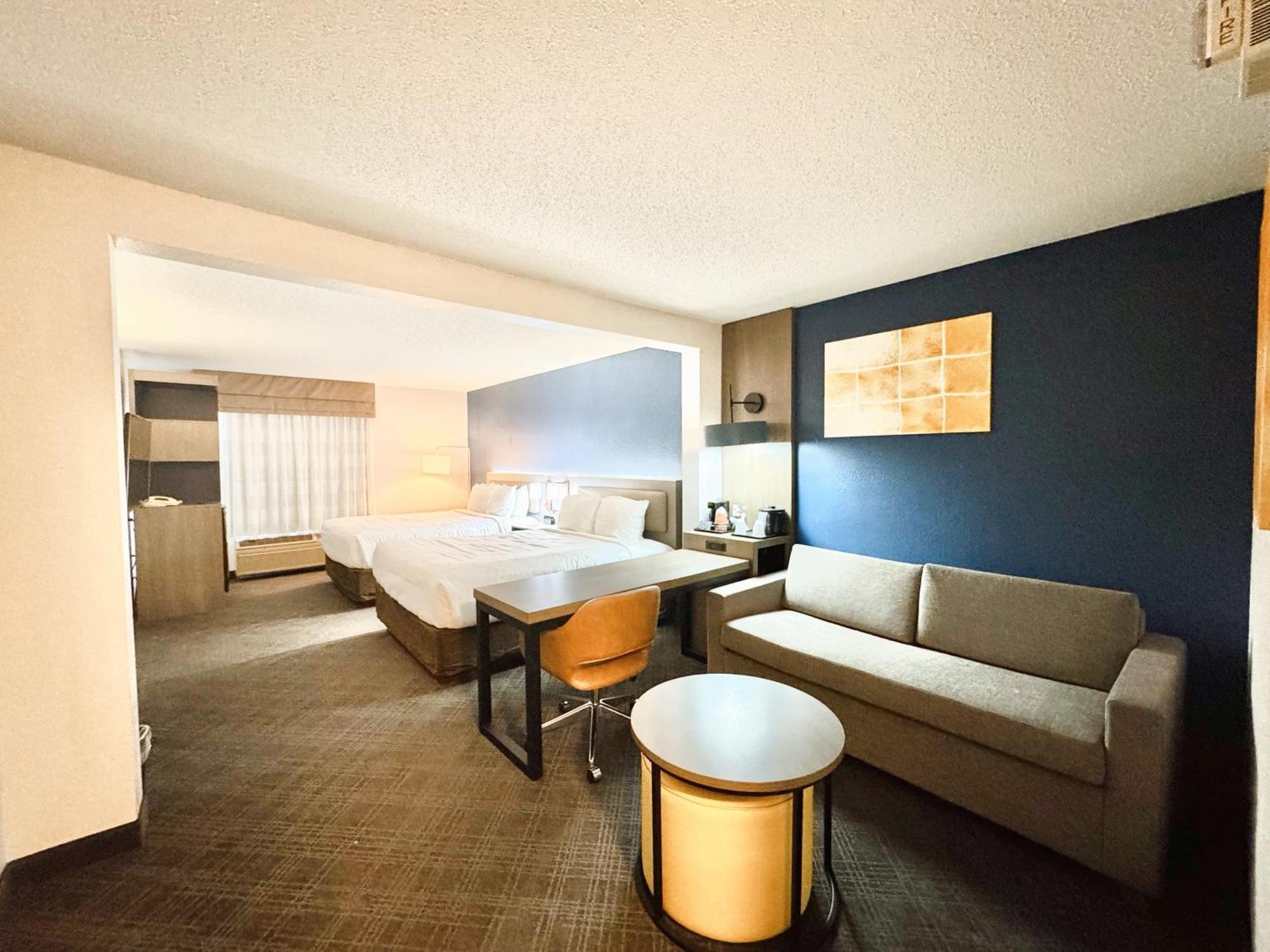 Comfort Inn & Suites Sheboygan I-43 Экстерьер фото