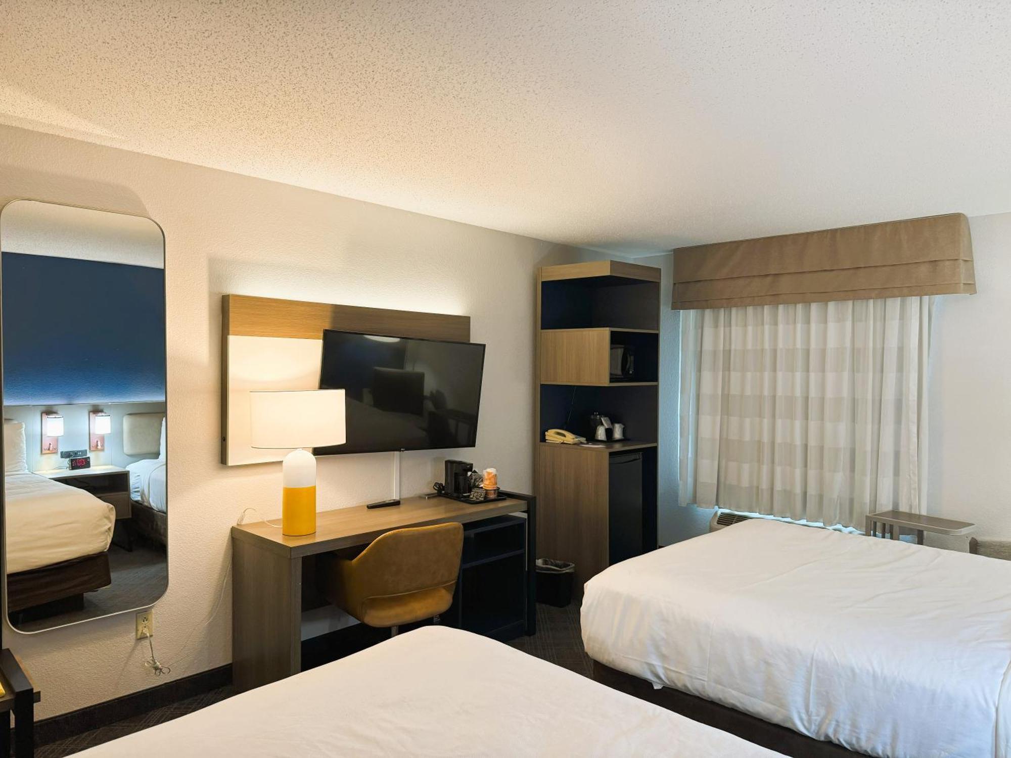Comfort Inn & Suites Sheboygan I-43 Экстерьер фото