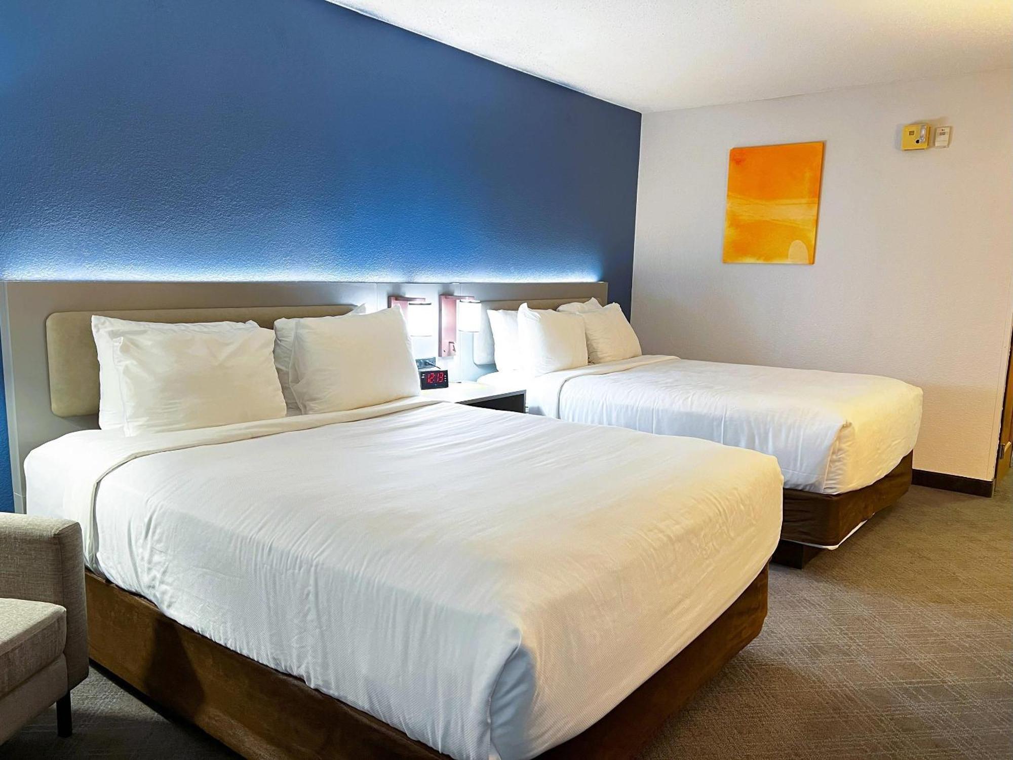 Comfort Inn & Suites Sheboygan I-43 Экстерьер фото